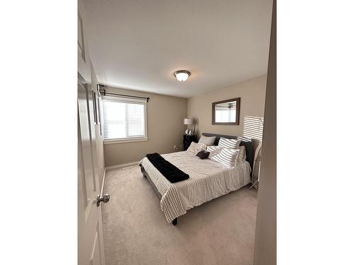 14913 23 Avenue, Surrey, BC - Indoor Photo Showing Bedroom