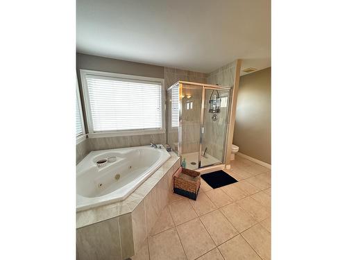 14913 23 Avenue, Surrey, BC - Indoor Photo Showing Bathroom