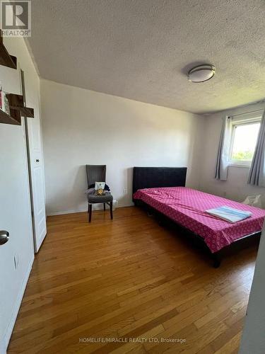 7420 Netherwood Road, Mississauga, ON - Indoor Photo Showing Bedroom