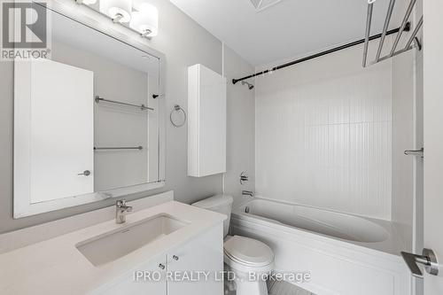 3408 - 3975 Grand Park Drive, Mississauga, ON - Indoor Photo Showing Bathroom