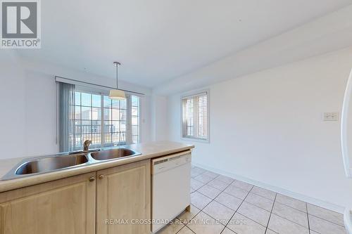 2576 Bur Oak Avenue, Markham, ON - Indoor Photo Showing Kitchen With Double Sink