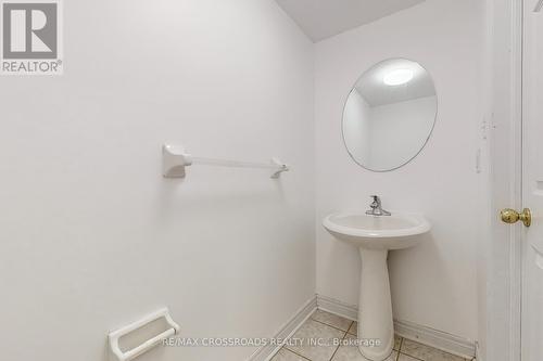 2576 Bur Oak Avenue, Markham, ON - Indoor Photo Showing Bathroom