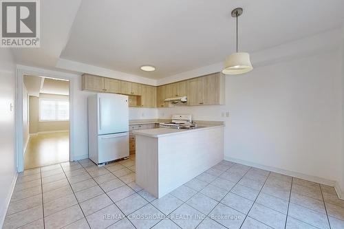 2576 Bur Oak Avenue, Markham, ON - Indoor Photo Showing Kitchen