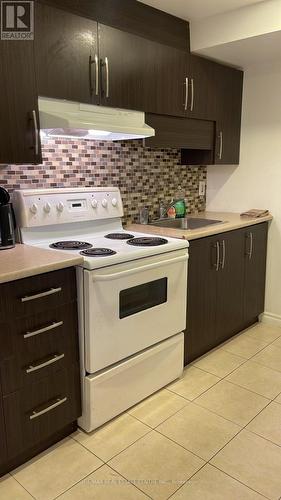 261 Hollymount Drive, Mississauga, ON - Indoor Photo Showing Kitchen