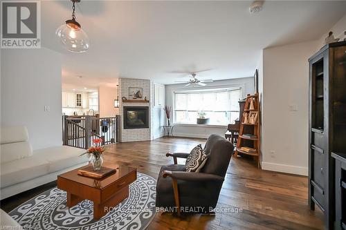 9 Kiwanis Avenue, Norfolk, ON - Indoor Photo Showing Living Room With Fireplace