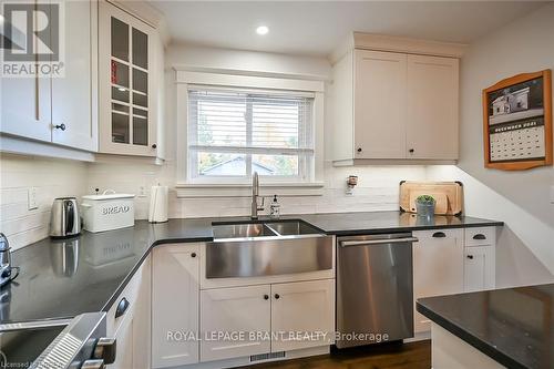 9 Kiwanis Avenue, Norfolk, ON - Indoor Photo Showing Kitchen With Double Sink