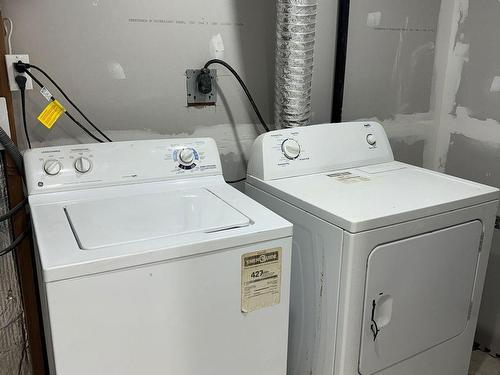 6189 Osprey Blvd, Mississauga, ON - Indoor Photo Showing Laundry Room