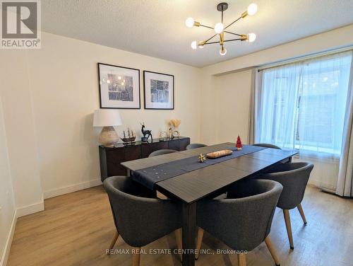 5976 Winston Churchill Boulevard, Mississauga, ON - Indoor Photo Showing Dining Room