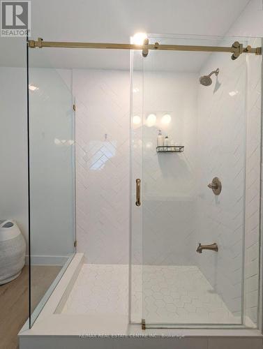 5976 Winston Churchill Boulevard, Mississauga, ON - Indoor Photo Showing Bathroom