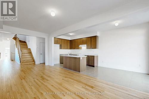 1012 Crownest Hollow, Pickering, ON - Indoor Photo Showing Kitchen