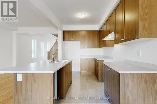 1012 Crownest Hollow, Pickering, ON - Indoor Photo Showing Kitchen With Double Sink