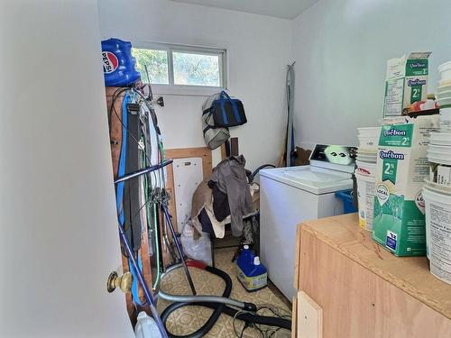 Bedroom - 1047  - 1049 12E Avenue, Thetford Mines, QC - Indoor Photo Showing Laundry Room