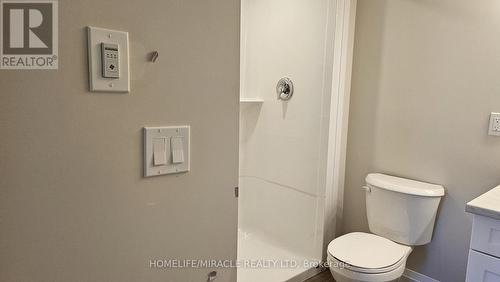 216 - 118 Summersides Boulevard, Pelham, ON - Indoor Photo Showing Bathroom