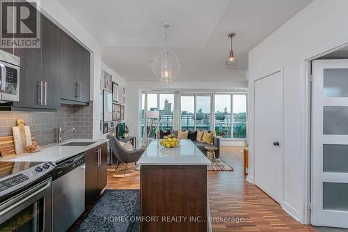 514 - 1169 Queen Street W, Toronto, ON - Indoor Photo Showing Kitchen With Upgraded Kitchen