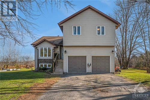 831 Code Drive, Smiths Falls, ON - Outdoor