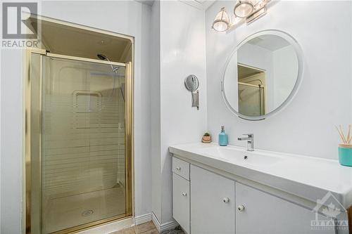 831 Code Drive, Smiths Falls, ON - Indoor Photo Showing Bathroom