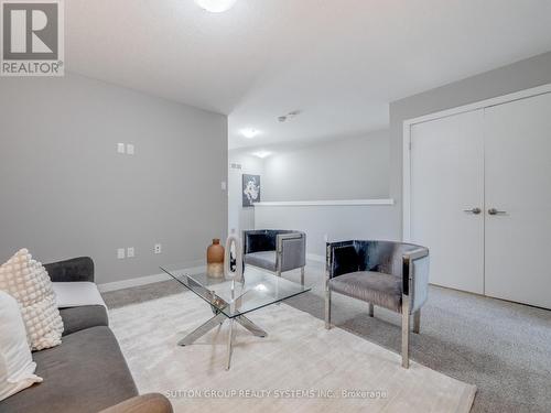 913 Robert Ferrie Drive, Kitchener, ON - Indoor Photo Showing Other Room