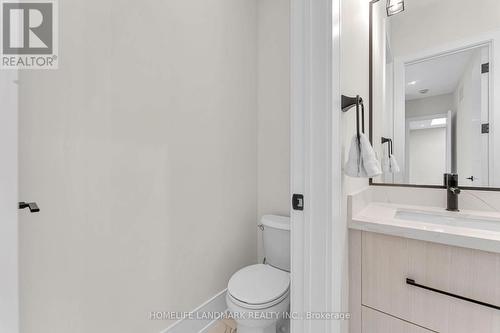 250 Jones Street, Oakville, ON - Indoor Photo Showing Bathroom