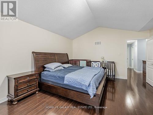 61 Baby Pointe Trail, Brampton, ON - Indoor Photo Showing Bedroom