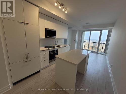 2102 - 30 Elm Drive, Mississauga, ON - Indoor Photo Showing Kitchen With Double Sink