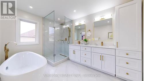 592 Highglen Avenue, Markham, ON - Indoor Photo Showing Bathroom