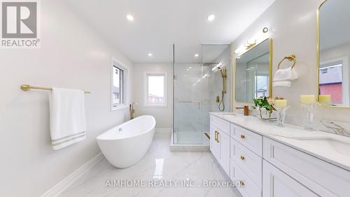 592 Highglen Avenue, Markham, ON - Indoor Photo Showing Bathroom