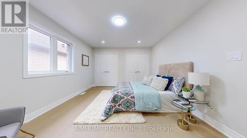 592 Highglen Avenue, Markham, ON - Indoor Photo Showing Bedroom