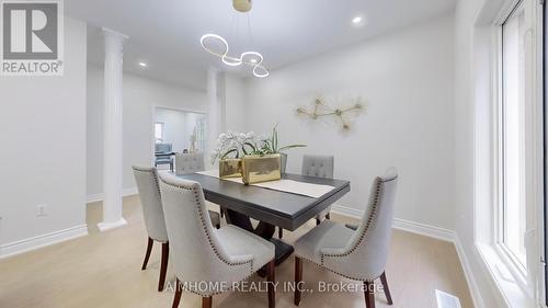 592 Highglen Avenue, Markham, ON - Indoor Photo Showing Dining Room