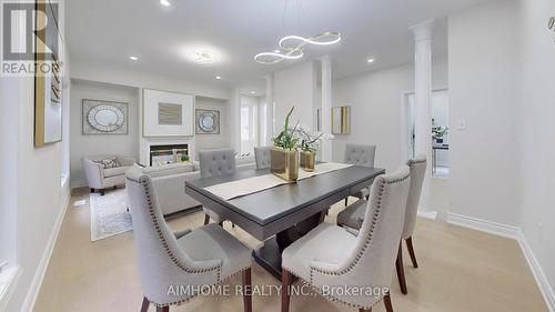 592 Highglen Avenue, Markham, ON - Indoor Photo Showing Dining Room