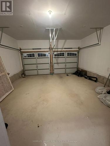 8 Corbett Street, Southgate, ON - Indoor Photo Showing Garage