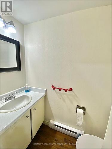 1458 Fieldlight Boulevard, Pickering, ON - Indoor Photo Showing Bathroom