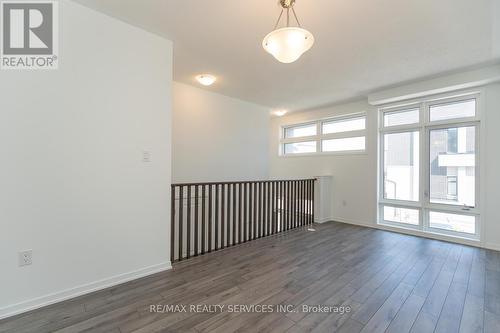 723 Heathrow Path, Oshawa, ON - Indoor Photo Showing Other Room