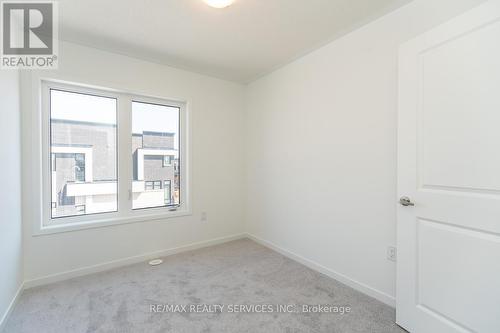 723 Heathrow Path, Oshawa, ON - Indoor Photo Showing Other Room