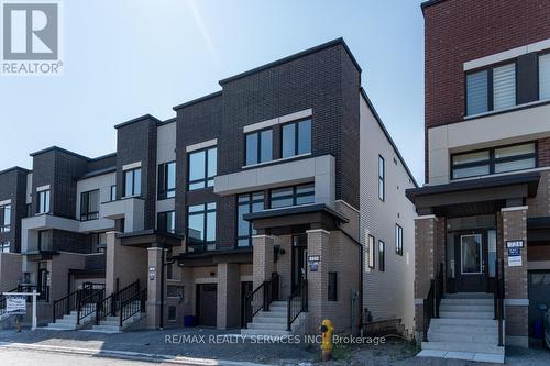 723 Heathrow Path, Oshawa, ON - Outdoor With Facade