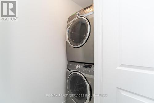 723 Heathrow Path, Oshawa, ON - Indoor Photo Showing Laundry Room