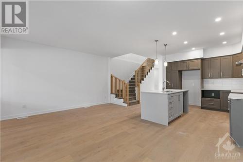 67 Maize Street, Stittsville, ON - Indoor Photo Showing Kitchen