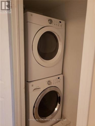 111 - 4950 Winston Churchill Boulevard, Mississauga, ON - Indoor Photo Showing Laundry Room