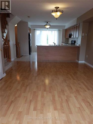 111 - 4950 Winston Churchill Boulevard, Mississauga, ON - Indoor Photo Showing Kitchen