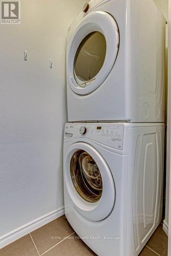 173 Fergus Avenue E, Kitchener, ON - Indoor Photo Showing Laundry Room