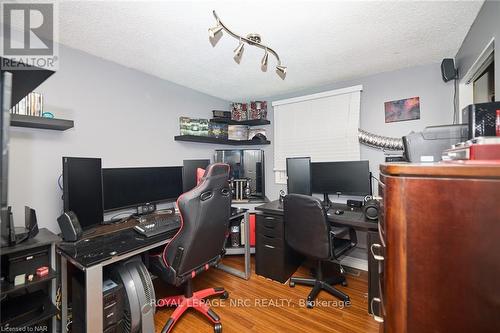 104 Carriage Road, St. Catharines, ON - Indoor Photo Showing Office