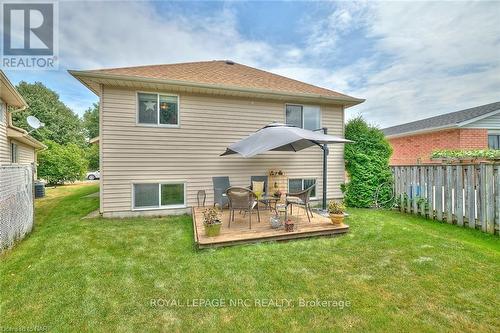 7395 Alex Avenue, Niagara Falls, ON - Outdoor With Deck Patio Veranda With Exterior