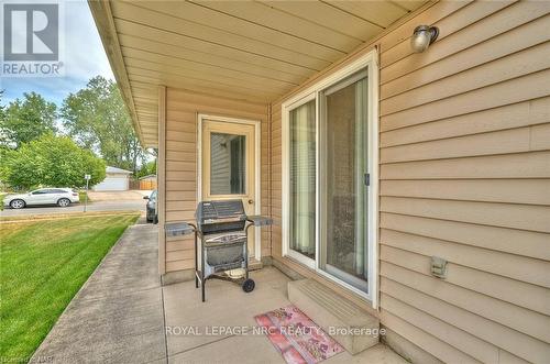 7395 Alex Avenue, Niagara Falls, ON - Outdoor With Deck Patio Veranda With Exterior