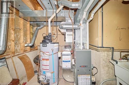 7395 Alex Avenue, Niagara Falls, ON - Indoor Photo Showing Basement