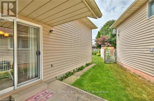 7395 Alex Avenue, Niagara Falls, ON - Outdoor With Exterior