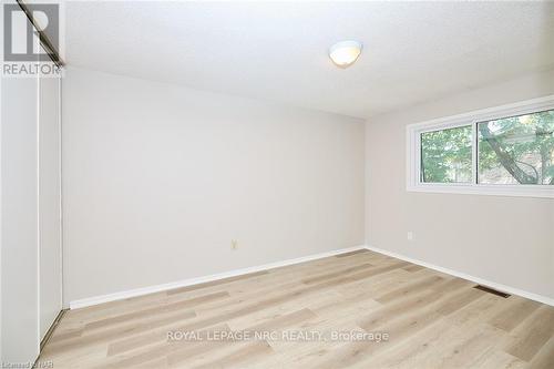 23 - 75 Ventura Drive, St. Catharines, ON - Indoor Photo Showing Other Room