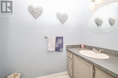 38 Culligan Crescent, Thorold, ON - Indoor Photo Showing Bathroom