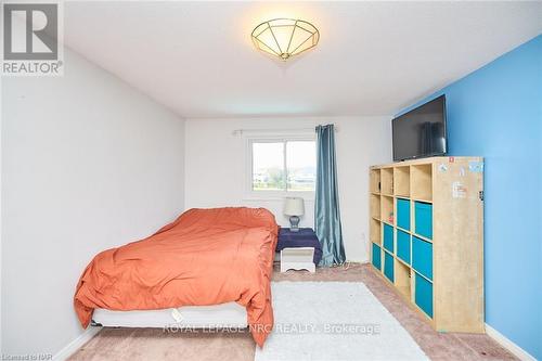 38 Culligan Crescent, Thorold, ON - Indoor Photo Showing Bedroom