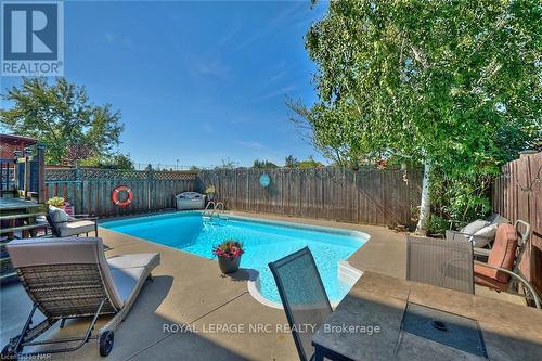 38 Culligan Crescent, Thorold, ON - Outdoor With In Ground Pool With Deck Patio Veranda With Backyard