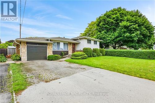 4934 Drake Avenue, Lincoln, ON - Outdoor With Facade