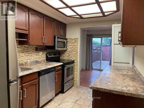 Upper - 6792 Bansbridge Crescent, Mississauga, ON - Indoor Photo Showing Kitchen